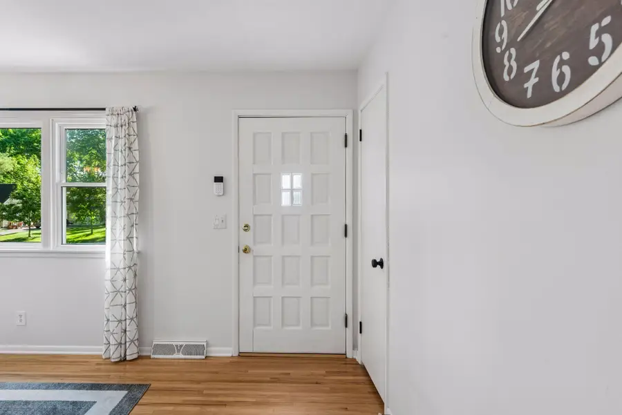 8620 Russell Avenue S, Bloomington, MN 55431 - #3