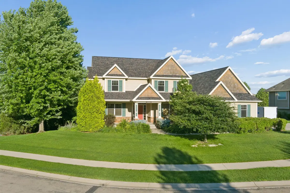 5352 Scenic Oak Drive Sw, Rochester, MN 55902 - #1