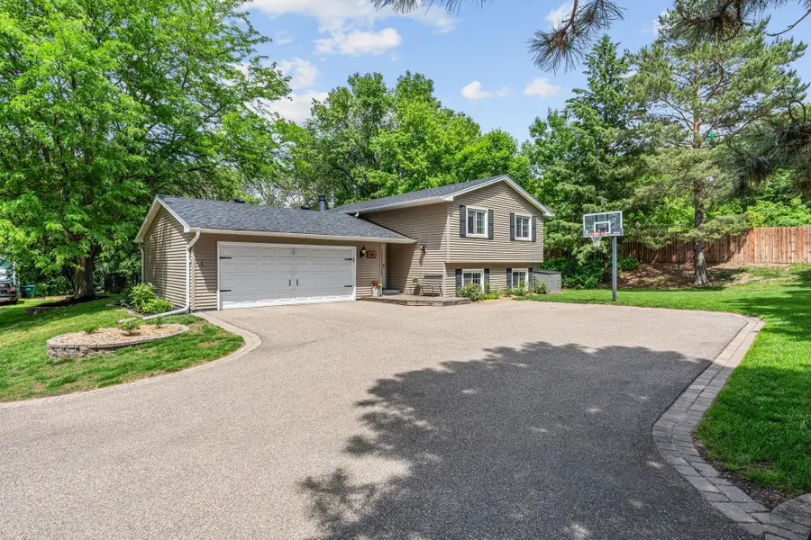 1180 Lake Lucy Road, Chanhassen, MN 55317 - #2