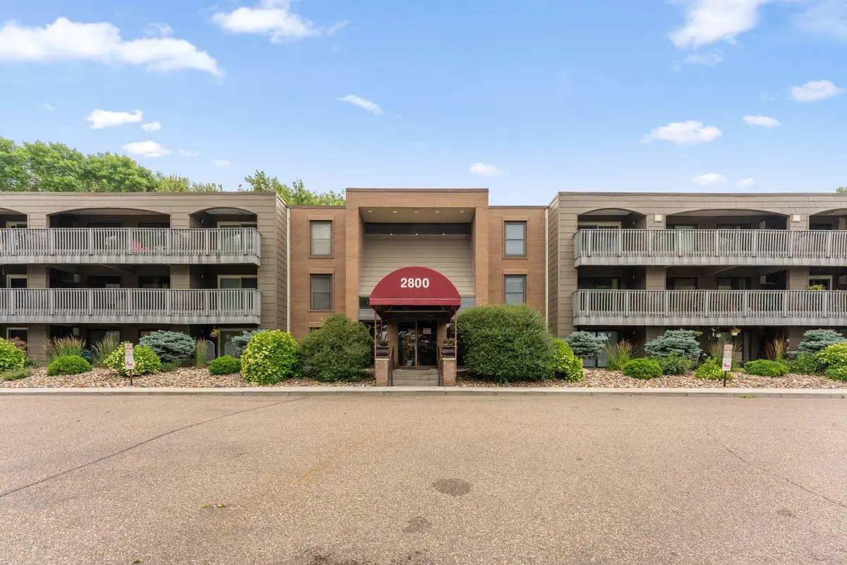 2800 Hamline Avenue N #216, Roseville, MN 55113 - #1