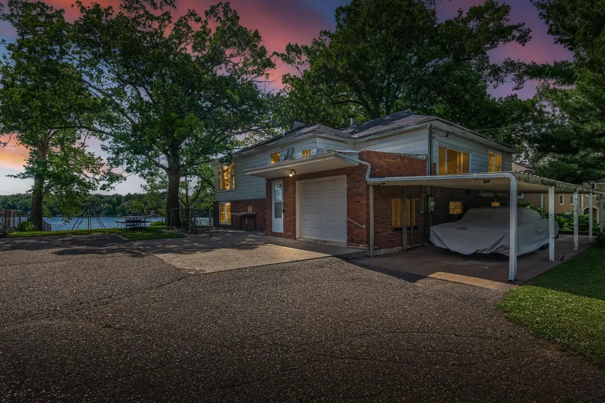 450 W Horseshoe Drive, Shoreview, MN 55126 - #1