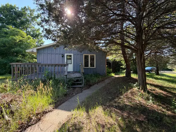 2852 Viking Boulevard Nw, Cedar, MN 55011