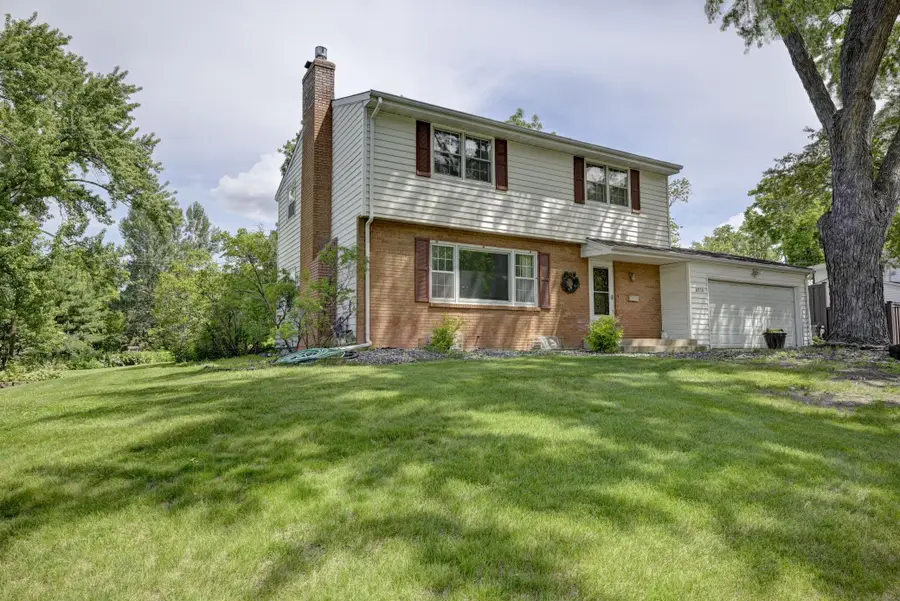 8930 23rd Avenue N, Golden Valley, MN 55427 - #2