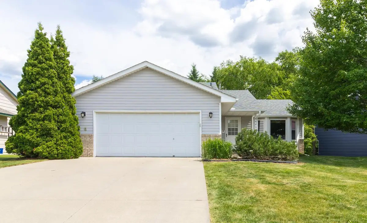 4693 Heather Ridge Road N, Oakdale, MN 55128 - #1