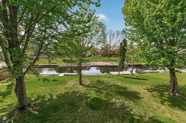 3290 Williams Lane, Minnetrista, MN 55364