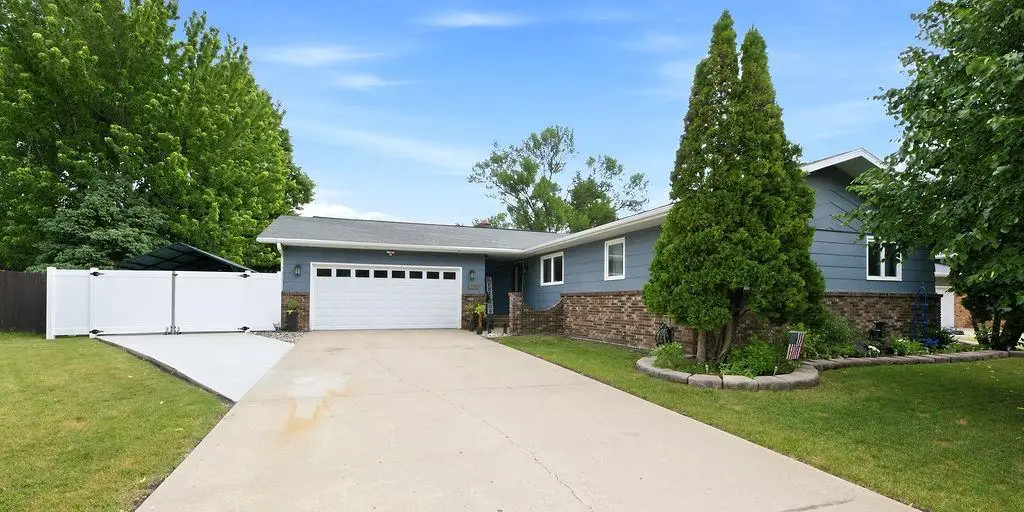 2419 27th Avenue S, Fargo, ND 58103 - #1