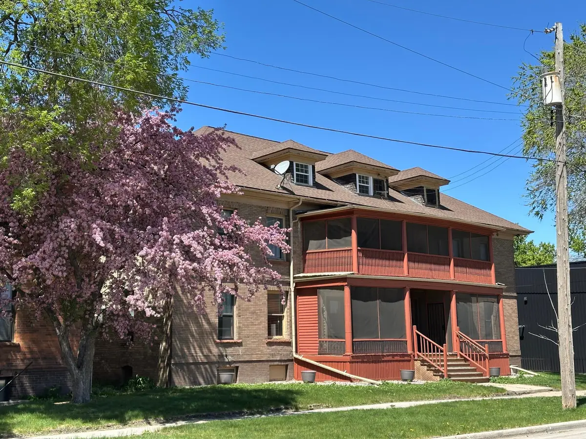 117 11 Street S, Fargo, ND 58103 - #1