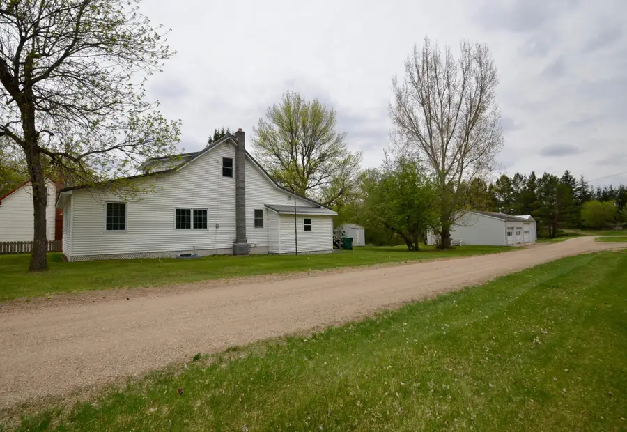 35 Evergreen St, Esmond, ND 58332 - #3
