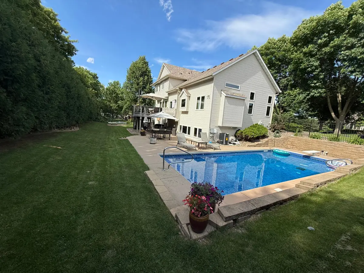 20439 Islandview Circle, Lakeville, MN 55044 - #1