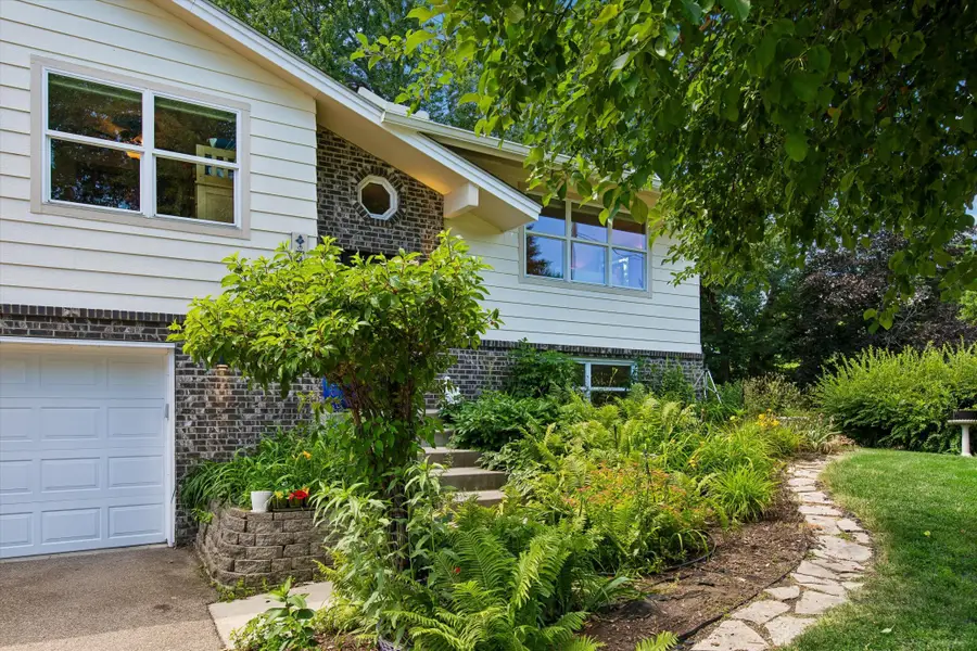 5281 Shore Trail Ne, Prior Lake, MN 55372 - #2