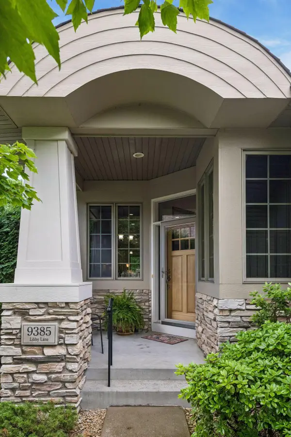 9385 Libby Lane, Eden Prairie, MN 55347