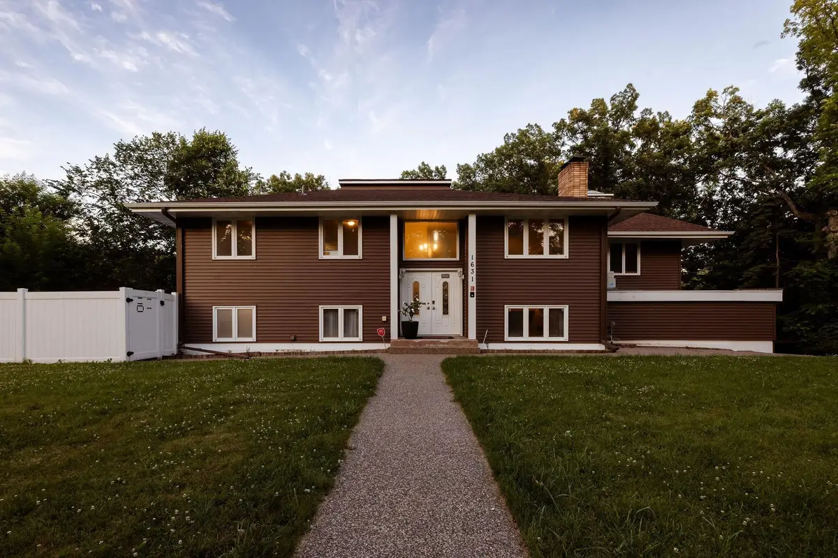 1631 21st Avenue Nw, New Brighton, MN 55112 - #1