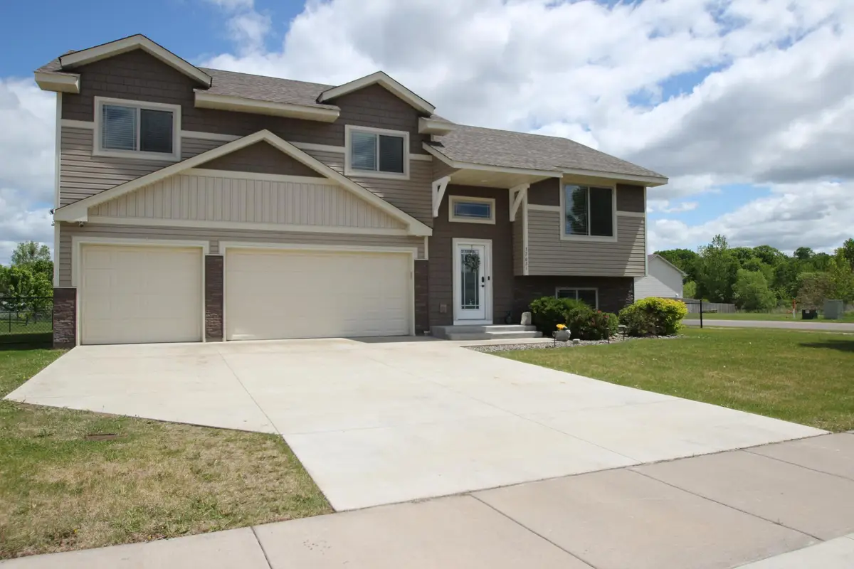 37621 Hawthorne Avenue, North Branch, MN 55056 - #1