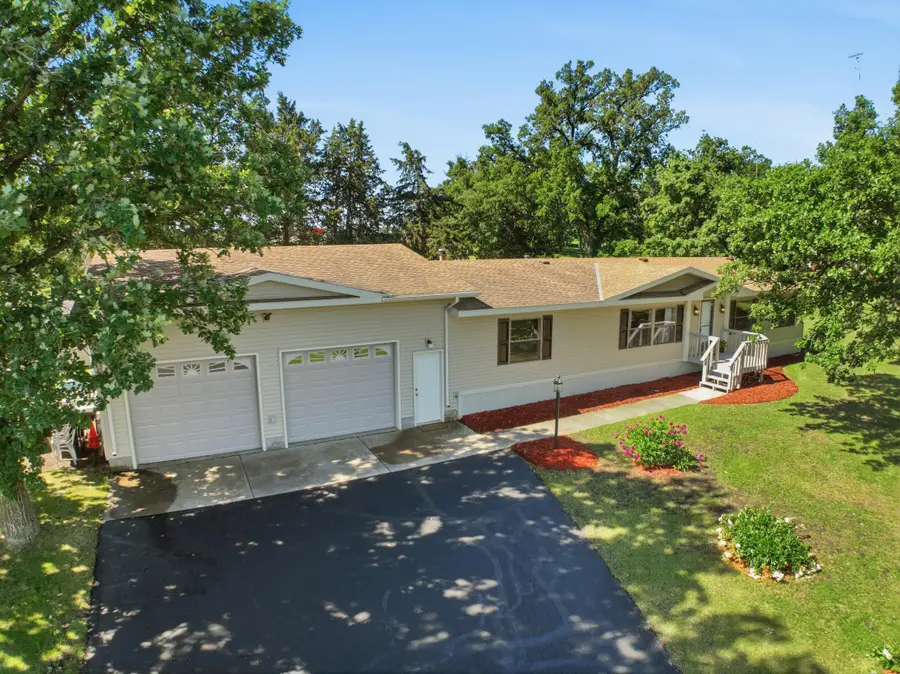 7001 County Road 40 Ne, New London, MN 56273 - #2