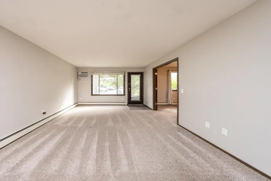 3917 Heritage Hills Drive #102, Bloomington, MN 55437 - #3