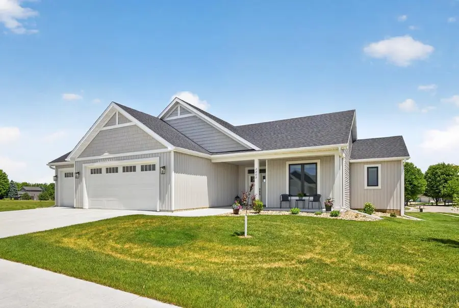 2202 6th Avenue Ne, Kasson, MN 55944 - #2
