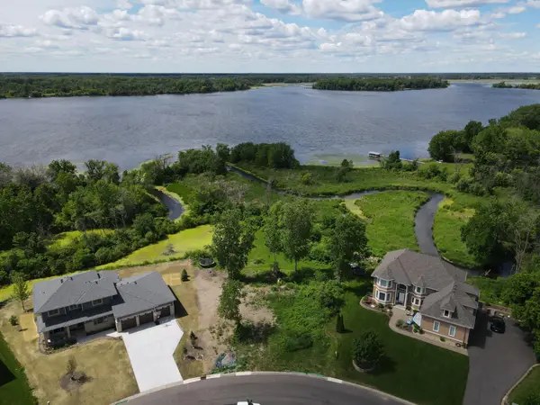7333 Peltier Circle, Centerville, MN 55038