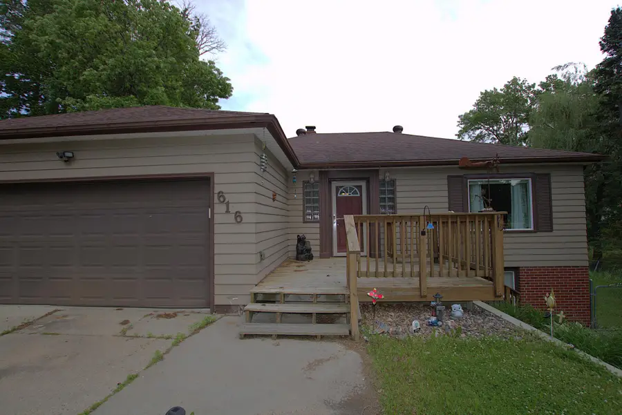 616 7th Street Ne, Staples, MN 56479 - #3