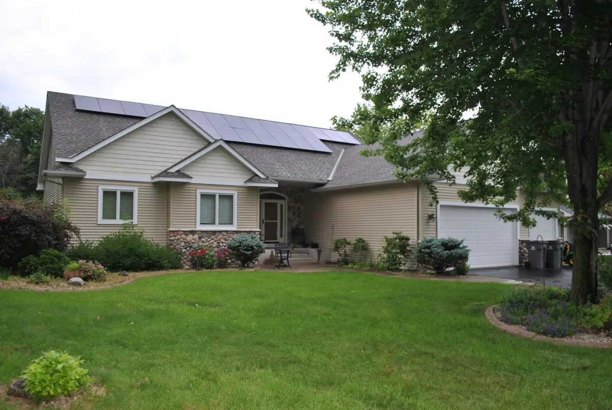 868 Bavaria Hills Terrace, Chaska, MN 55318 - #1