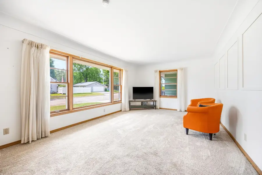 123 Searle Street Ne, Sauk Rapids, MN 56379 - #3