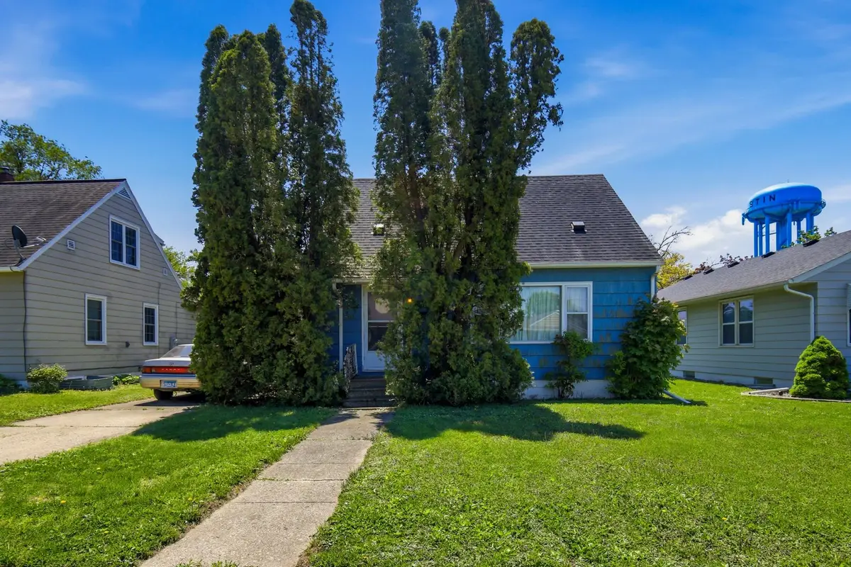 1902 2nd Avenue Se, Austin, MN 55912 - #1