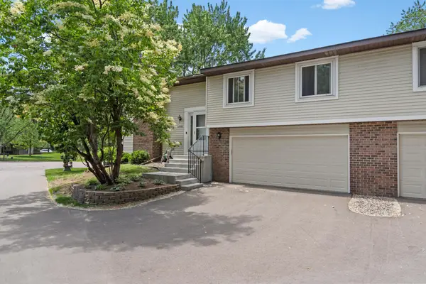 13906 Herald Way, Apple Valley, MN 55124