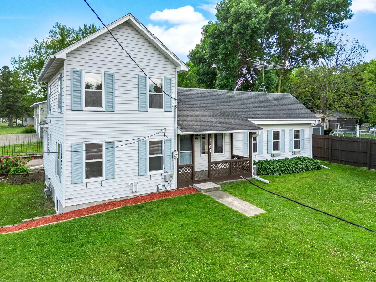 1104 4th Street, Howard Lake, MN 55349 - #1