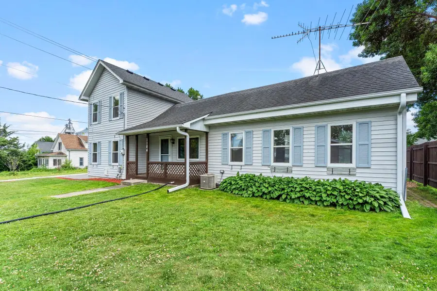 1104 4th Street, Howard Lake, MN 55349 - #3