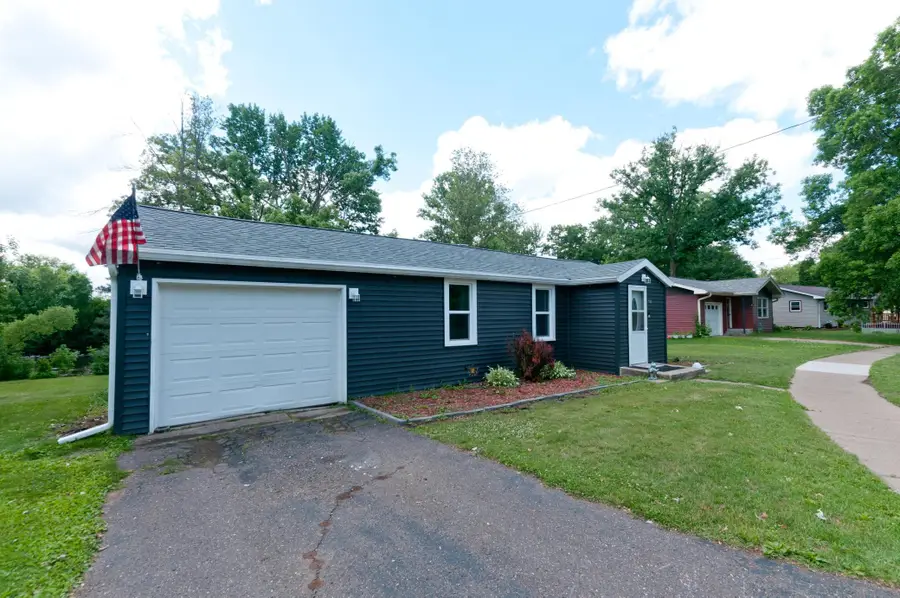 511 Hatten Avenue, Rice Lake, WI 54868 - #2