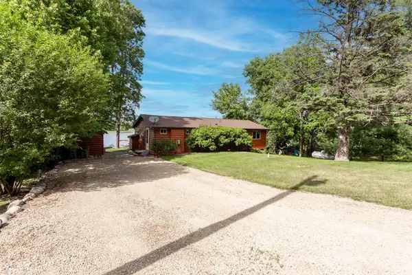 3849 Fanny Lake Road Ne, Cambridge, MN 55008
