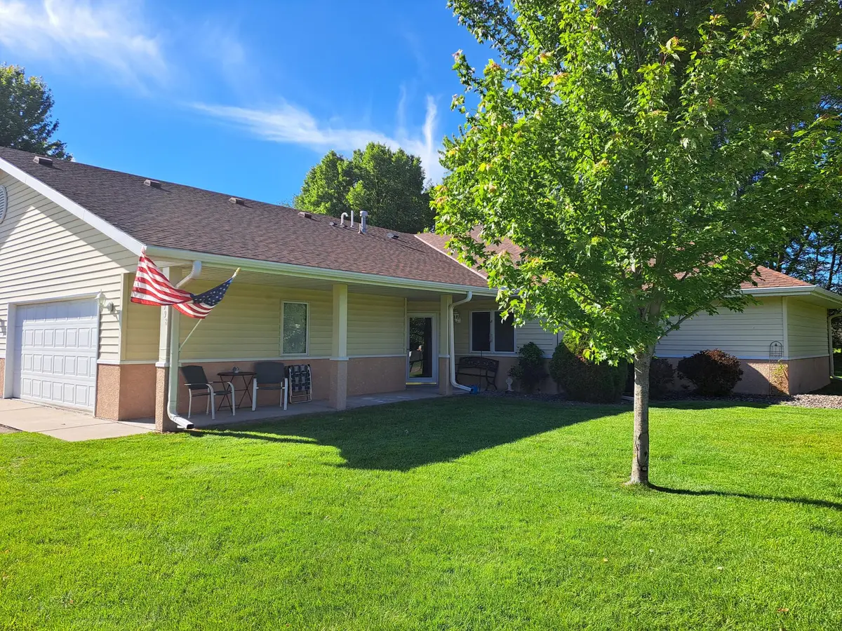 12998 Evergreen Drive, Lindstrom, MN 55045 - #1