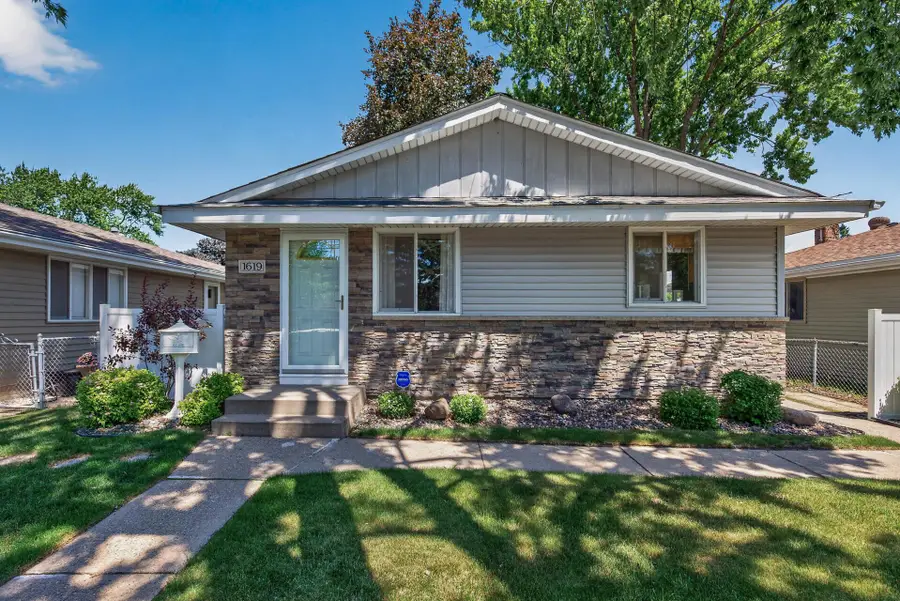 1619 Mclean Avenue, Saint Paul, MN 55106 - #3