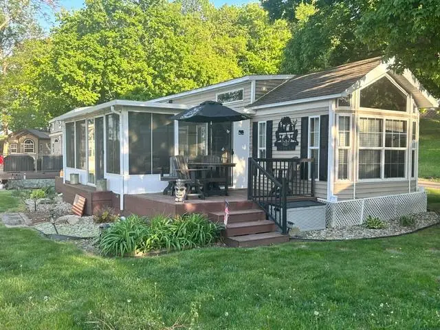 2221 Reubens #20 Lane Sw, Farwell, MN 56327 - #1