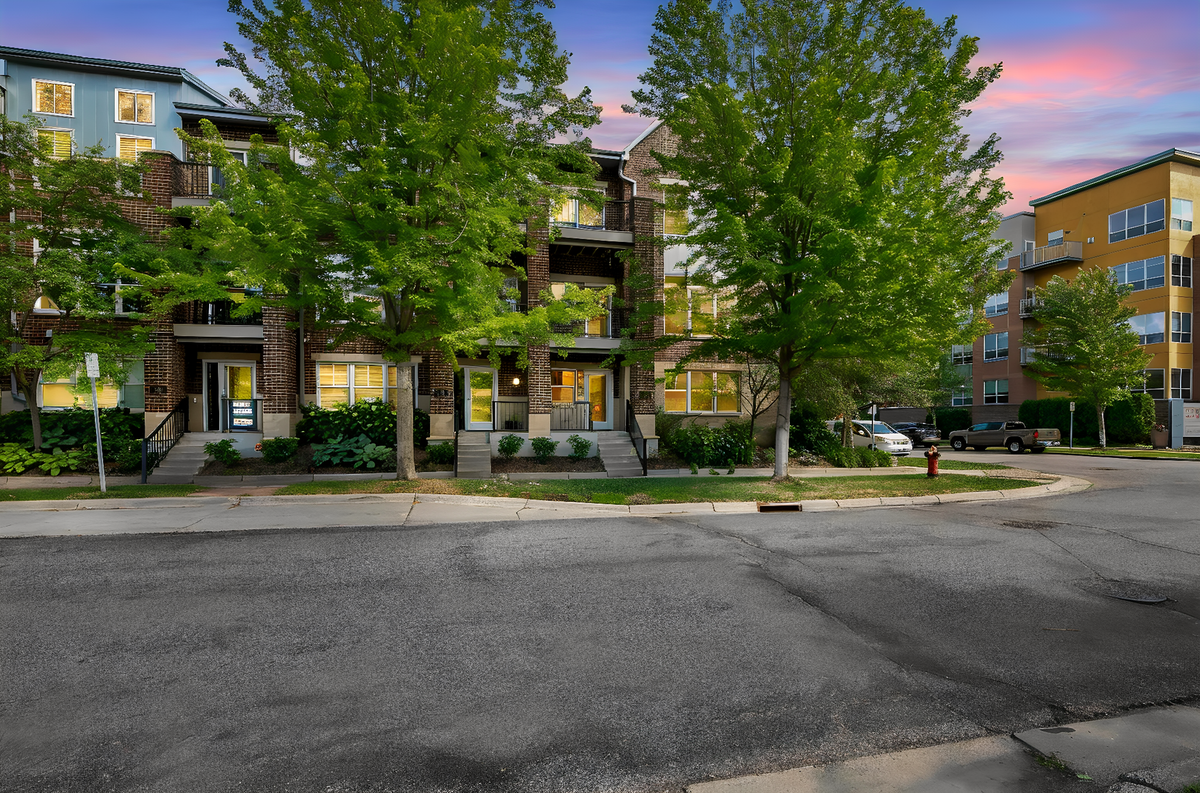 340 Spring Street, Saint Paul, MN 55102 - #1