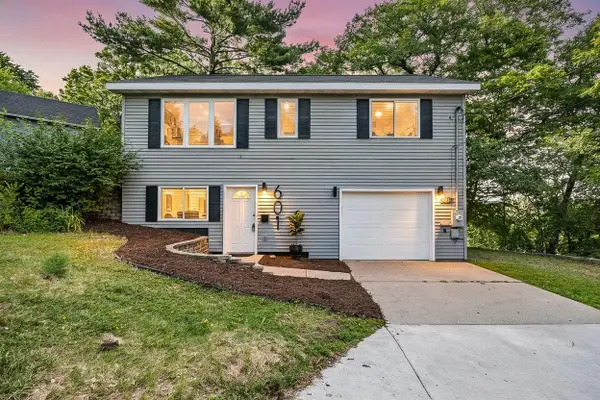 601 Annapolis Street E, Saint Paul, MN 55118
