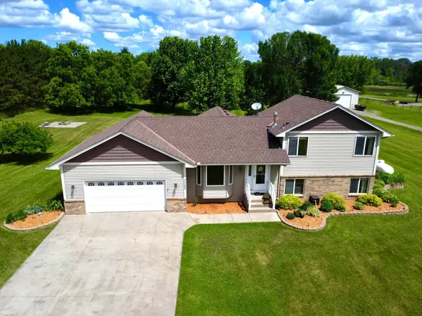 7723 Viking Boulevard Nw, Anoka, MN 55303