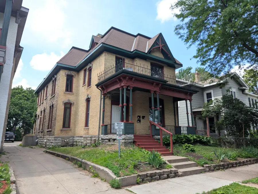 2106 Elliot Avenue, Minneapolis, MN 55404 - #3