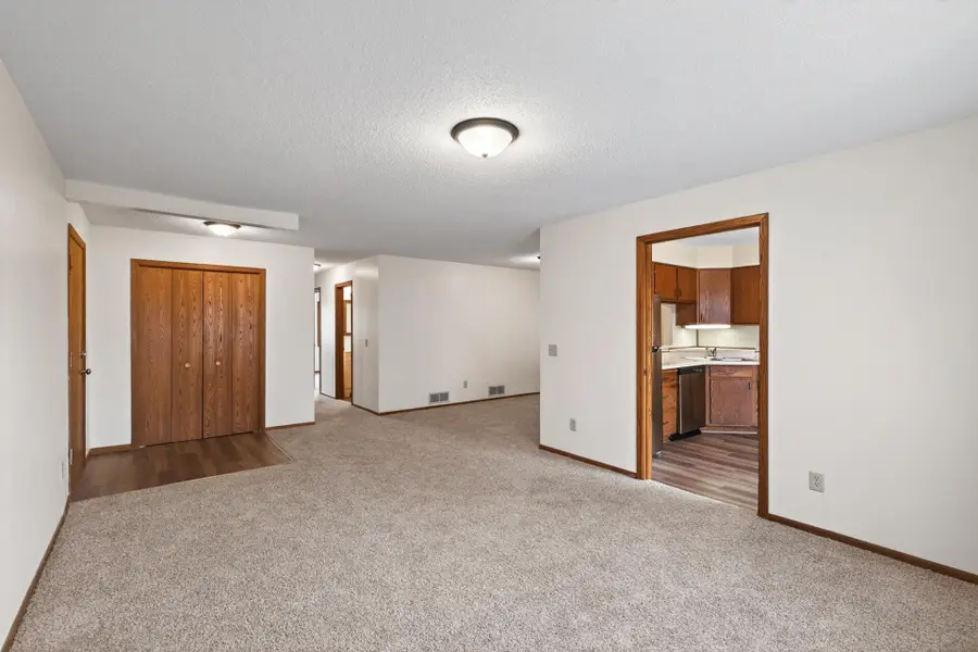 20 94th Circle Nw #203NW, Coon Rapids, MN 55448 - #2