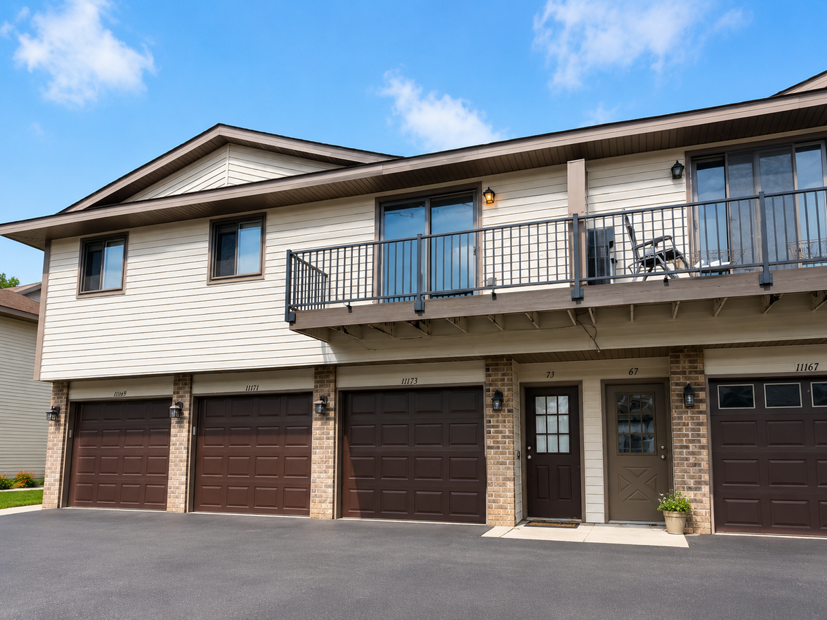 11173 Edgewood Circle N, Champlin, MN 55316 - #1