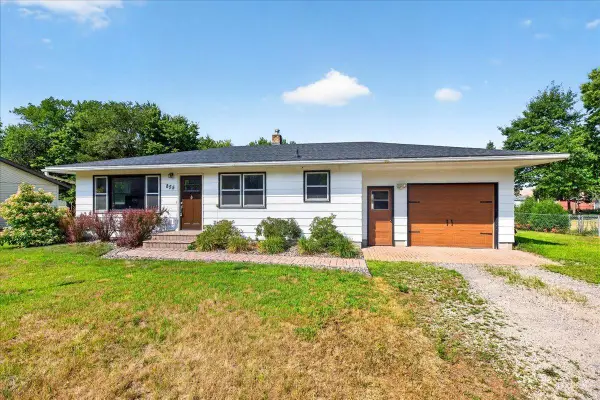 855 Spring Street, Clearwater, MN 55320