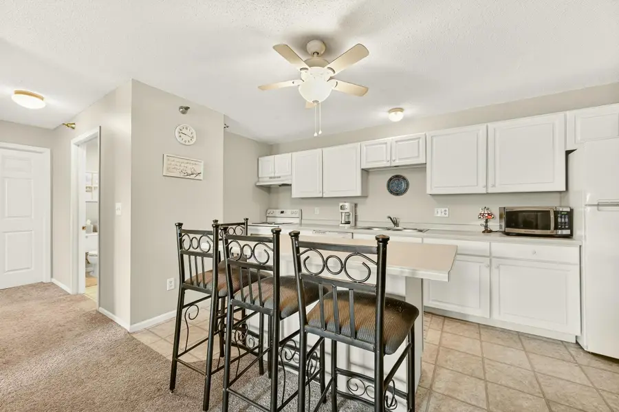 861 37th Avenue Nw #A, Rochester, MN 55901 - #3