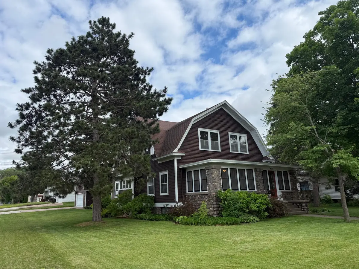 401 3rd Street Se, Little Falls, MN 56345 - #1