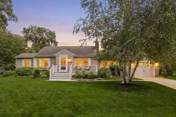 20600 Carson Road, Deephaven, MN 55331