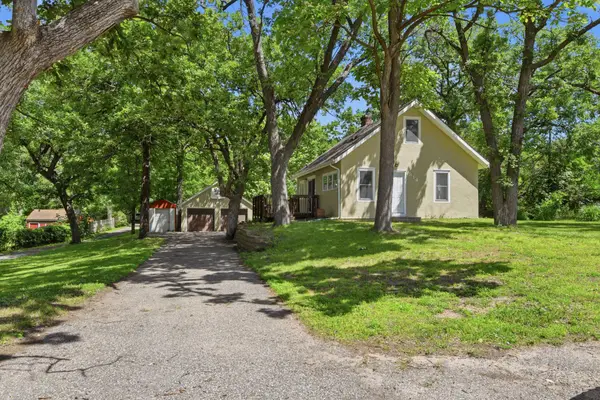 814 Minnesota Boulevard, Saint Cloud, MN 56304
