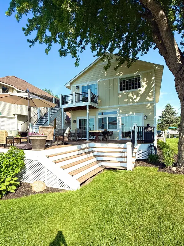 21760 Ideal Avenue N, Forest Lake, MN 55025