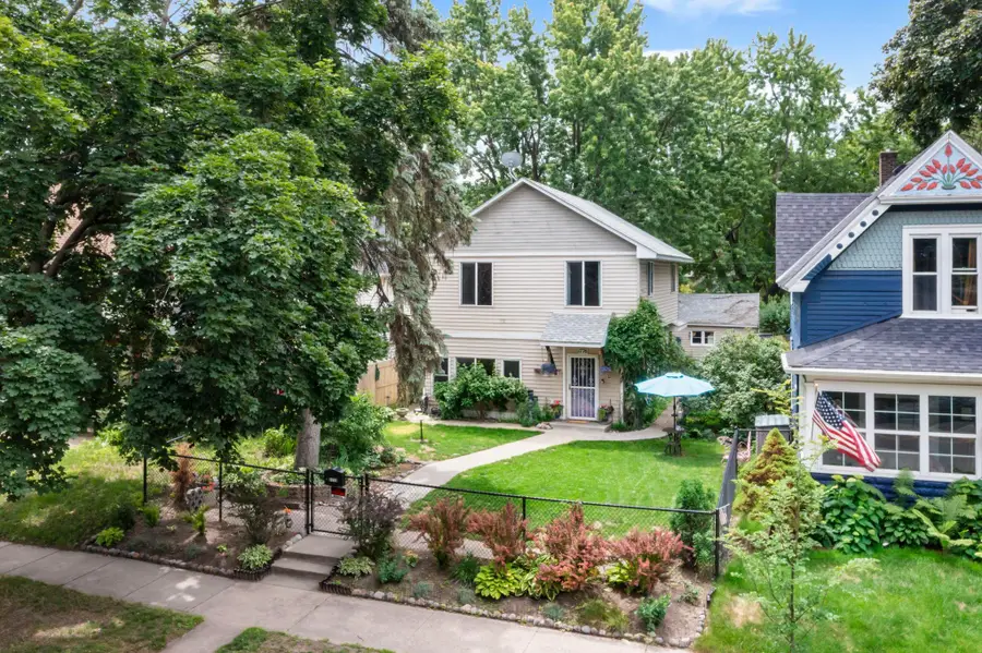 1776 Minnehaha Avenue W, Saint Paul, MN 55104 - #2