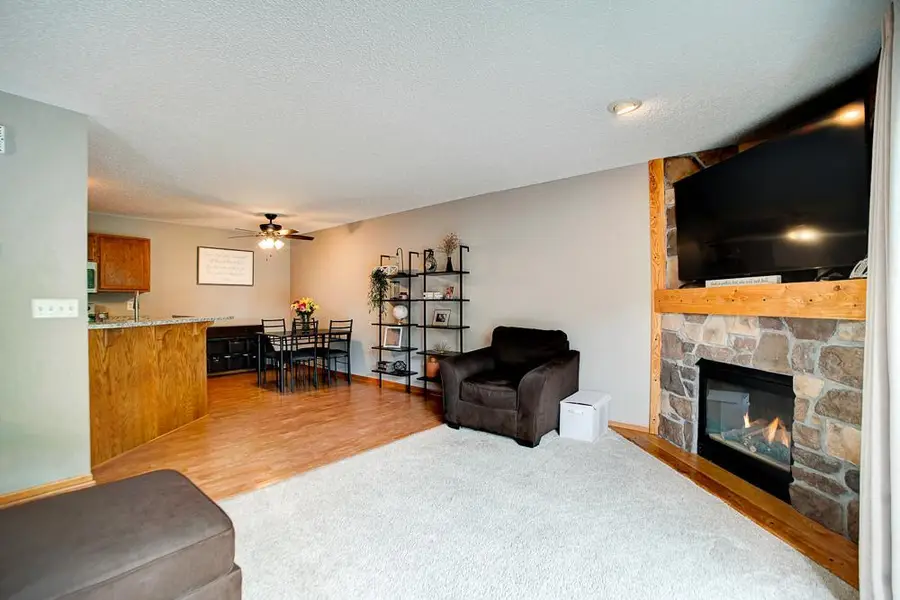 4793 Grenwich Road N, Oakdale, MN 55128 - #3