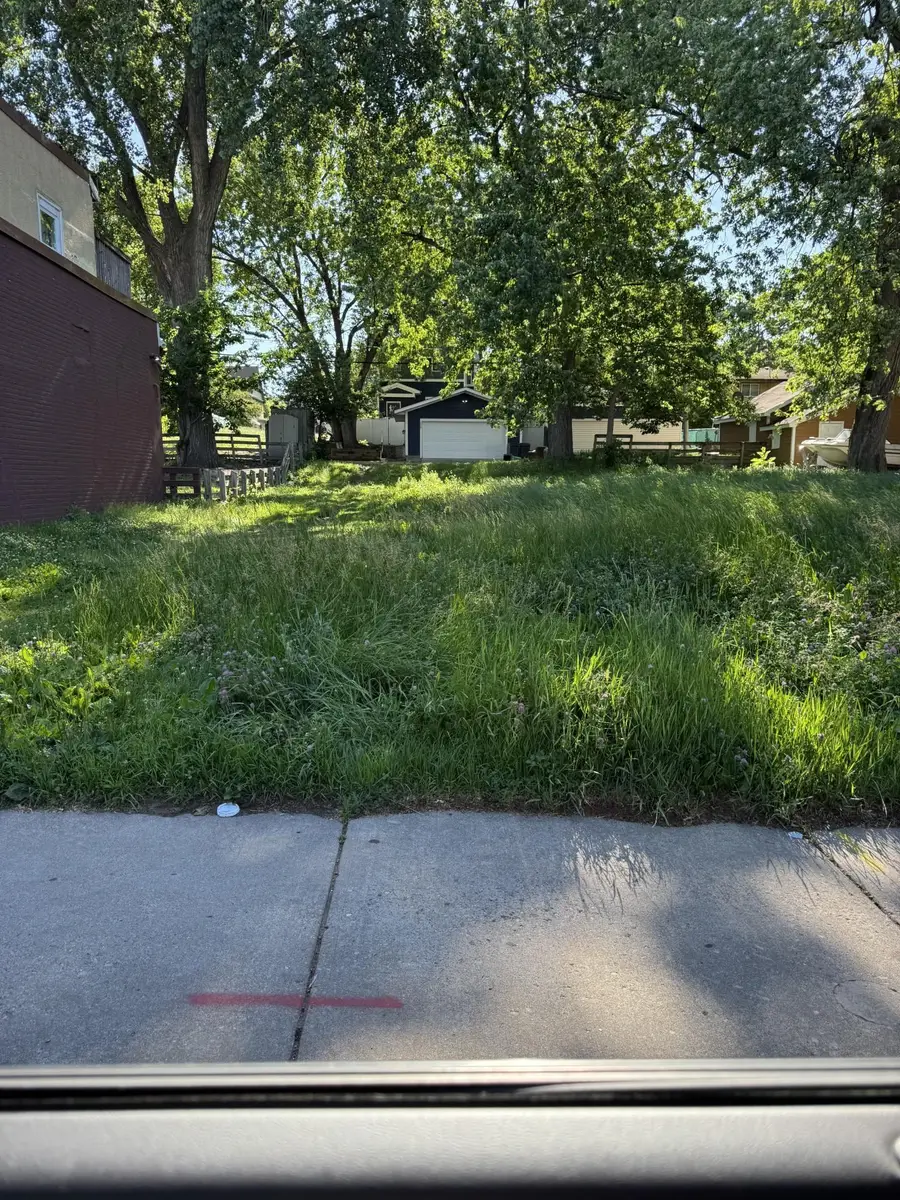2624 Emerson Avenue N, Minneapolis, MN 55411 - #2