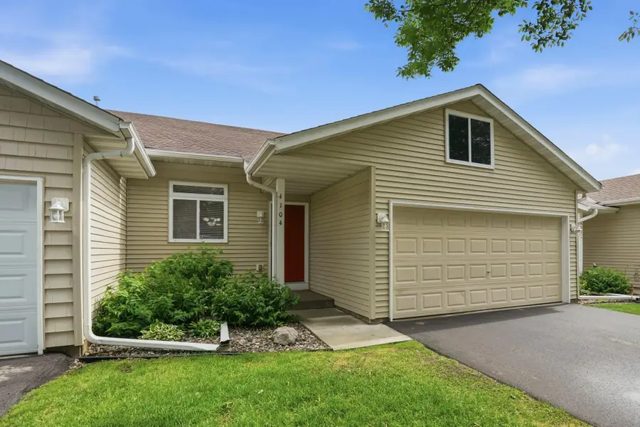 4104 Jarmann Lane, Shakopee, MN 55379 - #2