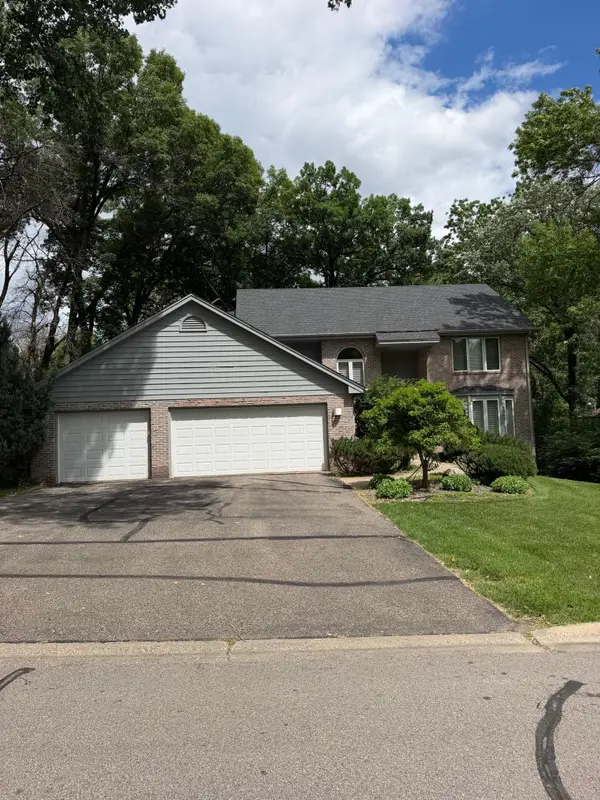2701 Sylvan Road S, Hopkins, MN 55305